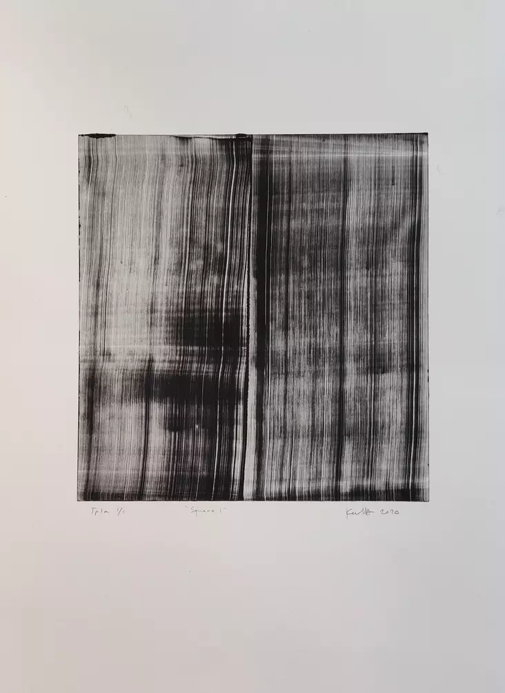 Hinkula Kaija: Square I - Keskisuuret vedokset - t11804 - 1