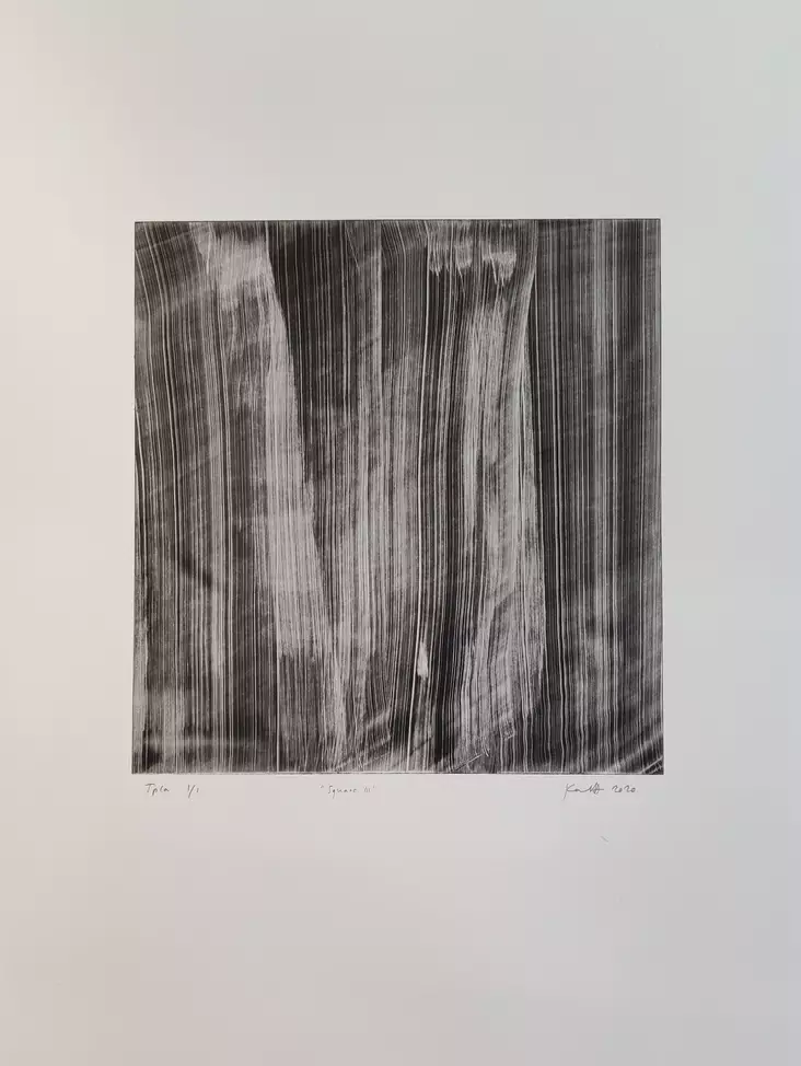 Hinkula Kaija: Square III - Keskisuuret vedokset - t11806 - 1