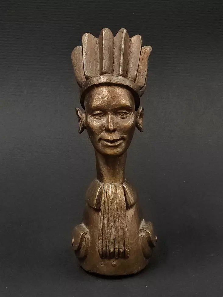 Raappana Mika: Crown - Veistokset - t12059 - 1