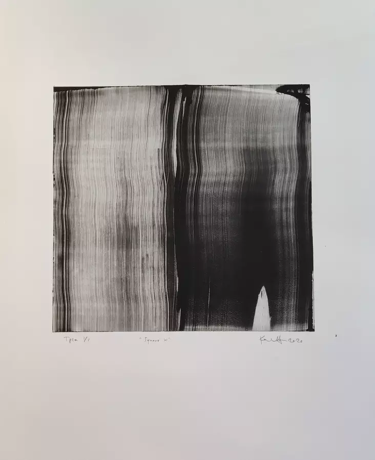 Hinkula Kaija: Square VI - Keskisuuret vedokset - t11809 - 1