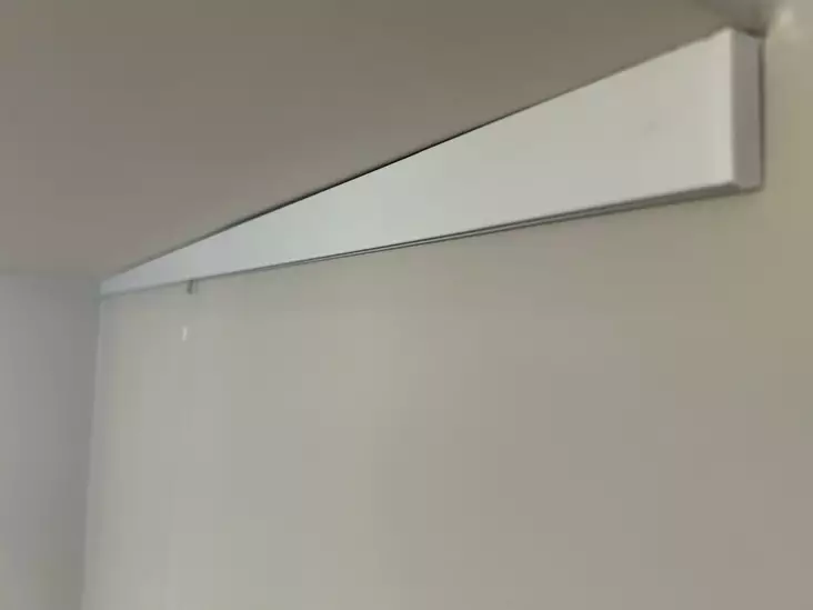 2 METRIÄ RIPUSTUSKISKOA + RIPUSTUSTARVIKKEET 1 TAULULLE - Valmiit ripustuskiskopaketit - BL100132m - 4